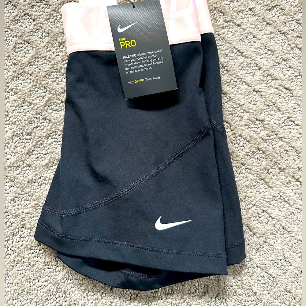 NWT Nike pros